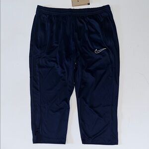 Nike Academy long shorts womens L  Soccer Drill Training DR1367 navy blue  $42